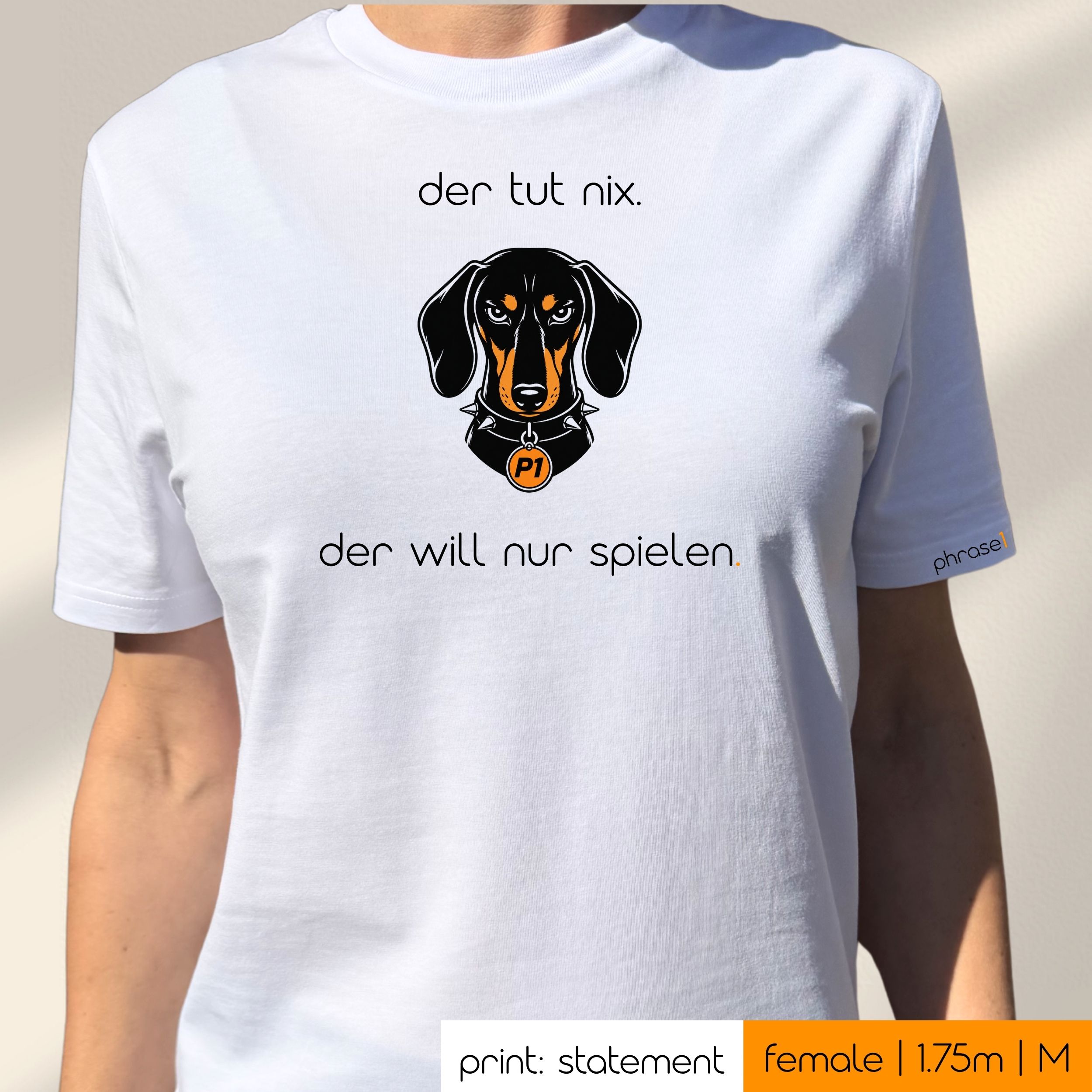Premium T-Shirt mit Visual Dackel und Spruch „der tut nix. der will nur spielen.“ 